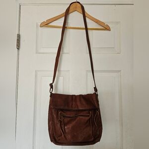 Nobile Women's Brown Leather Crossbody Purse